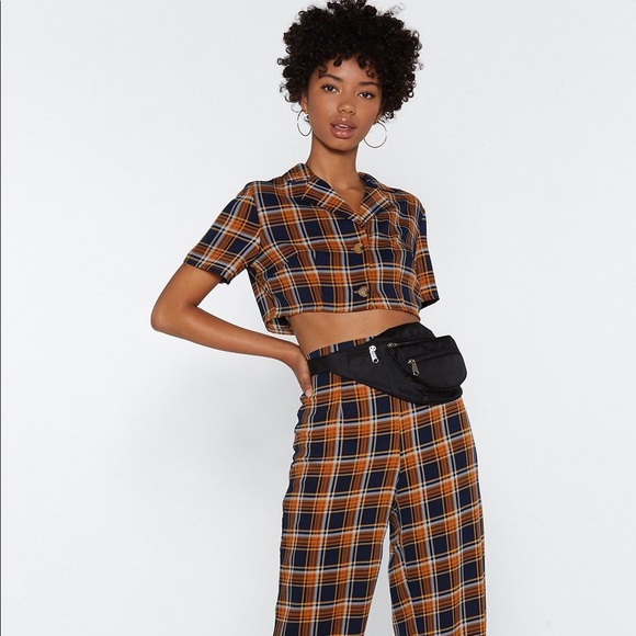 💥NWT BUTTON UP CHECKERED TOP💥 - Picture 3 of 5